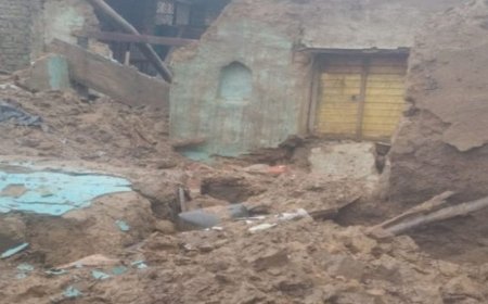 शाहजहांपुर में बारिश से 8 कच्चे मकान गिरे:पहले ही परिवार सुरक्षित जगहों पर चले गए थे, घरेलू सामान हुआ खराब