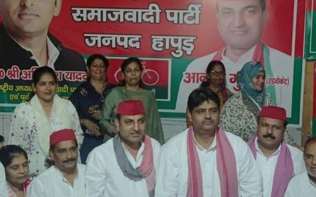 जिलाध्यक्ष बोले- हर विधानसभा में 5-6 हजार डुप्लीकेट वोट:हापुड़ में कहा-डीएम से एक महीने पहले शिकायत की, कार्रवाई नहीं हुई