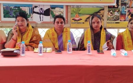 चित्रकूट में 250 महिलाओं के लिए नारी उत्कर्ष कार्यशाला:संवेदना जगाने और श्रेष्ठ युग लाने में महिलाओं की भूमिका पर चर्चा हुई