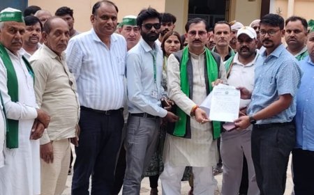 बुलंदशहर में सिंचाई विभाग की लापरवाही, पानी खेतों में घुसा:24 से ज्यादा गांवों की फसलें डूबीं, किसानों का प्रदर्शन