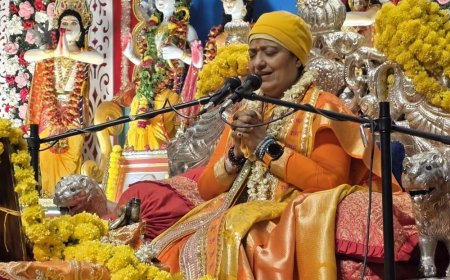 कानपुर में श्रीराम कथा:समझाया स्वर्ण का अर्थ, सुंदरकांड प्रसंगों से भूख, संतवाणी और भक्ति का महत्व बताया