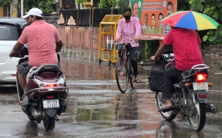 संभल में भारी बारिश के चलते स्कूल-कॉलेज बंद:बारिश और जलभराव के बाद डीएम के निर्देश पर 28 सितंबर को अवकाश घोषित