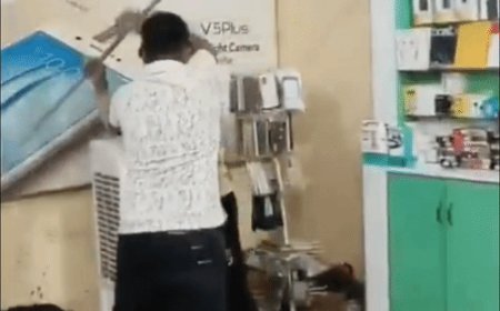 मोबाइल चोरी के शक में युवक को बंधक बनाकर पीटा:पीलीभीत में दुकानदार ने की बेरहमी, पुलिस जांच में जुटी