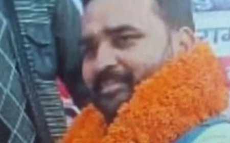 स्कॉर्पियो का दरवाजा खुलने से बाइक सवार प्रधान की मौत:देवरिया में अमेठी मंदिर के पास हुआ हादसा, मेडिकल कॉलेज में मृत घोषित