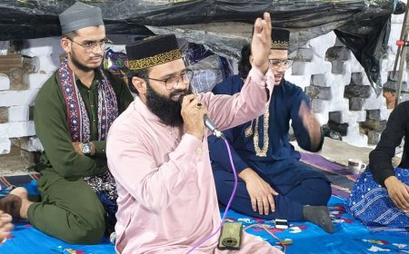 गौस पाक के उर्स में नातिया कार्यक्रम, जायरीन झूमे:वासिफ अत्तारी ने नात पेश की, देर रात तक चला कार्यक्रम