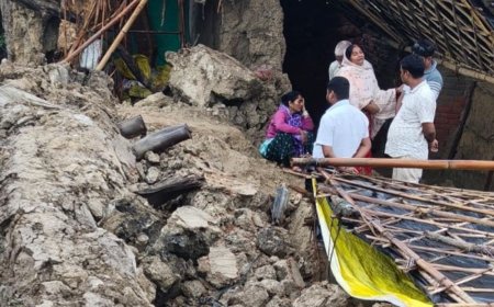 कानपुर देहात में कच्चा मकान गिरने से मां-बेटी की मौत:मैथा तहसील के नवल गांव में हादसा; पुलिस और ग्रामीणों ने रेस्क्यू कर दोनों को बाहर निकाला