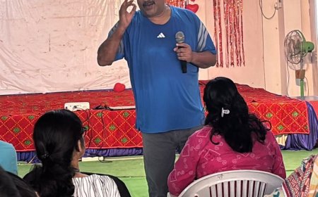 किशोरों में आत्मघाती प्रवृत्ति बढ़ा रहा 'डिजिटल ड्रग':कार्यशाला में डॉ. आलोक ने बताए बचाव के उपाय