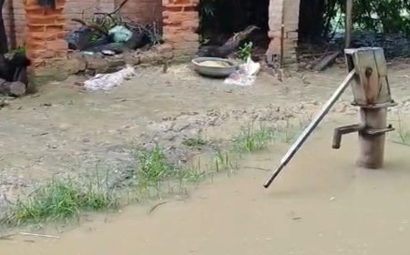 उन्नाव में आम रास्ता और सरकारी हैंडपंप बन्द किया:ग्रामीणों ने SDM से शिकायत की, दिव्यांग ने कहा- दबंग जान से मारने की धमकी दे रहे