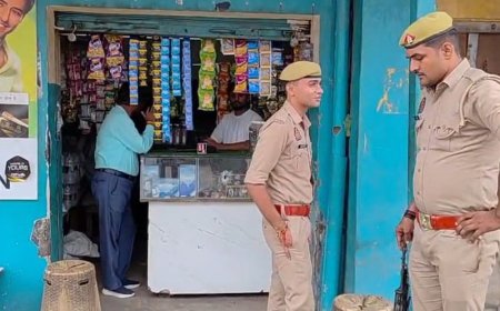 इटावा में कैंटीन बंद कराने को लेकर विवाद:फायरिंग से टूटा काउंटर का शीशा, पिता-पुत्र से मारपीट का आरोप