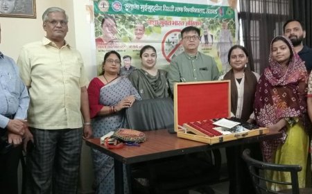 लखनऊ में छात्राओं का नेत्र परीक्षण:भाषा विश्वविद्यालय में लगा शिविर, मोबाइल से बचाव के उपाय बताए
