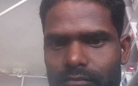 बाराबंकी में लगातार बारिश-तेज हवाओं के बीच गिरा पेड़:बाइक समेत नीचे दबने से दूध कारोबारी की मौत