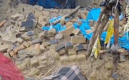 महराजगंज में कच्चामकान ढहा 59 साल की महिला की मौत:पति बाल-बाल बचा, पुलिस ने जांच शुरू की; परिवार की आर्थिक स्थिति खराब