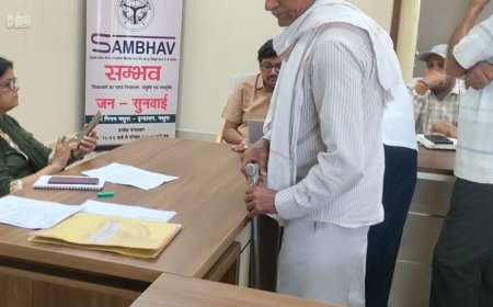 मथुरा नगर निगम की जनसुनवाई में 11 शिकायतें मिलीं:एक का मौके पर ही निपटारा, बाकी पर कार्रवाई के निर्देश दिए गए