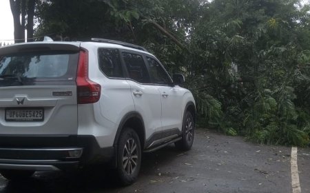 बलिया में भारी बारिश के अलर्ट पर स्कूल बंद:कक्षा 1 से 12 तक के स्कूल बंद; कंट्रोल रूम 24 घंटे सक्रिय, लोगों से सतर्क रहने की अपील