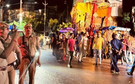 सुल्तानपुर में गणपति विसर्जन शोभायात्रा:रातभर निकली शोभायात्रा, 48 से ज्यादा प्रतिमाएं चौक से सीताकुंड घाट पहुंचीं
