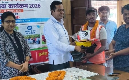 अनूपशहर में सफाई मित्र सम्मान समारोह:सफाई मित्रों को पीपीई किट दी, पुष्प माला पहनाई