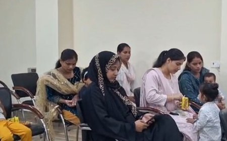 कन्नौज में विश्व पर्यटन दिवस पर नहीं आए लोग:पर्यटन अधिकारी बोले- सूचना के अभाव में नहीं पहुंचे लोग, परिवार संग पूरी की औपचारिकता