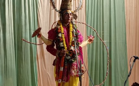 शिवपुर रामलीला में राम जन्म:‘भए प्रगट कृपाला’ के साथ हुआ श्रीराम जन्म का भावपूर्ण मंचन