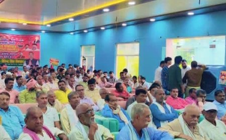 हाटा में सपा की 'पीडीए जन पंचायत':बूथ स्तर पर संगठन मजबूत करने का आह्वान