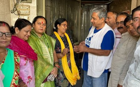 हापुड़ में भाजपा जिला अध्यक्ष कविता मादरे का स्वागत:MLC स्नातक चुनाव पर चर्चा हुई, कार्यकर्ताओं ने ज्यादा वोट डलवाने का संकल्प लिया