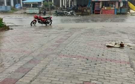 उन्नाव में 3 दिन तक आकाशीय बिजली गिरने का अलर्ट:DM ने सावधानी बरतने, घर से न निकलने की सलाह दी