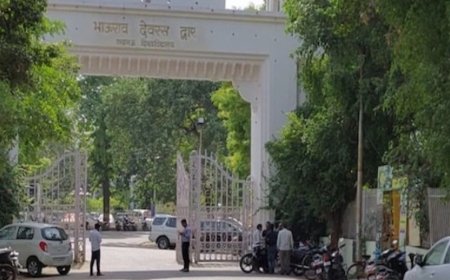 LU फीस बढ़ोतरी के विरोध में कॉलेजों का शिक्षक संघ:कुलपति को पत्र भेजकर शुल्क वापस लेने की मांग, आंदोलन की चेतावनी
