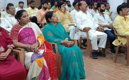 गोरखपुर में भाजपा की अहम बैठक:'सेवा संकल्प अभियान' की समीक्षा की गई