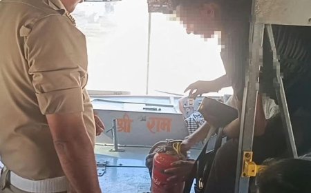 44 बसों की चेकिंग पर यातायात पुलिस की सख्ती:बिजनौर में 11 में मिली खामियां, 10 के चालान