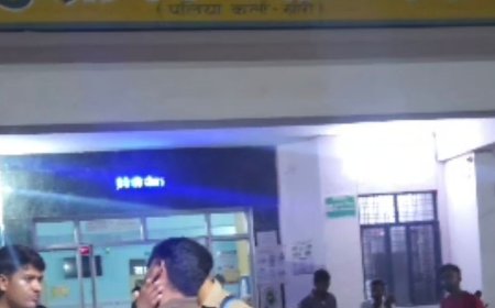 अलग-अलग सड़क हादसों में दो बाइक सवारों की मौत:लखीमपुर-खीरी में पलिया-भीरा मार्ग पर एक घायल, सम्पूर्णानगर रोड पर दूसरा हादसा