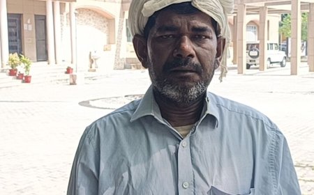 नीरपुड़ा पंचायत सहायक पर आपराधिक इतिहास और रिश्वत का आरोप:जिलाधिकारी से जांच की मांग, जन्म प्रमाण-पत्र के लिए 5000 रुपये रिश्वत लेने का भी आरोप