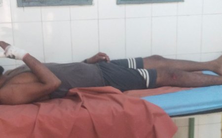 ललितपुर में हाईवे पर दो बाइक भिड़ीं, तीन घायल:एमपी के दो युवक और एक स्थानीय व्यक्ति घायल, मेडिकल कॉलेज में भर्ती