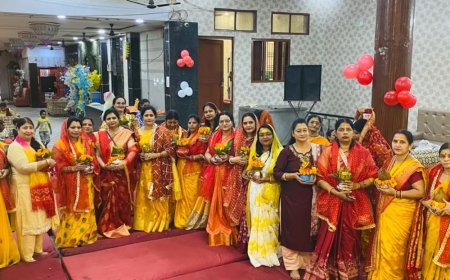 मुरादाबाद में श्रीमद्भागवत कथा महोत्सव की कलश यात्रा:बारिश के बीच उमड़ा श्रद्धालुओं का सैलाब, आचार्य सत्य देवानंद ने सुनाई राजा परीक्षित की कथा