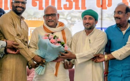 छात्रों-युवाओं के साथ अन्याय हुआ तो सड़क पर उतरेगी कांग्रेस:छात्र नेताओं से कांग्रेस का संवाद कार्यक्रम, अजय राय बोले, छात्रों की लड़ाई मेरी लड़ाई