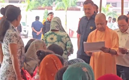 CM बोले हर व्यक्ति की समस्या का समाधान होगा:लगातार दूसरे दिन जनता दर्शन में 150 लोगों की समस्या सुनी