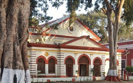 यूपी बोर्ड परीक्षा के लिए छपवा रहे 3 करोड़ कॉपियां:51.98 लाख से ज्यादा छात्र देंगे एग्जाम; कॉपियों के फॉर्मेट में बदलाव