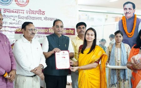 डीडीयू में पुरस्कार वितरण समारोह:भारतीय चिंतन, सामाजिक समरसता पर चर्चा; प्रतियोगिताओं में विजेता सम्मानित