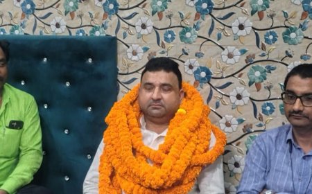 शिवशंकर अग्रहरि बने मुगलसराय से आजाद अधिकार सेना के प्रत्याशी:पार्टी कार्यकर्ताओं ने किया स्वागत, बोले- जनता का सहयोग मिला तो करेंगे क्षेत्र का विकास