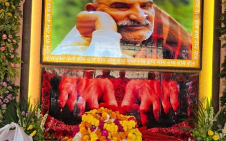 बाबा नीम करौरी महाराज का 53 वां परिनिर्वाण दिवस:वृंदावन स्थित समाधि स्थल पर किया पूजन, दर्शनों के लिए बड़ी संख्या में पहुंचे भक्त