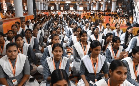 गो सेवा से होती है कई पीढ़ियों की रक्षा:साप्ताहिक संगोष्ठी में बोले उत्तर प्रदेश गोसेवा आयोग के अध्यक्ष