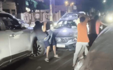 आगरा में रंगबाजी में सराफा व्यापारी पिता-पुत्र को पीटा:चौकी-थाने में नहीं हुई सुनवाई, सपा नेता के दबाव में करना पड़ा समझौता