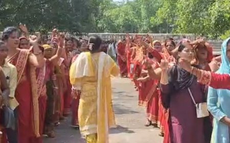 लखनऊ में बीसी सखियों का विरोध प्रदर्शन:20 हजार वेतन कि मांग, 4 दिनों से जारी है धरना , सरकार पर शोषण का आरोप लगाया