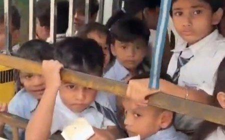 मुजफ्फरनगर में ई-रिक्शा में 24 स्कूली बच्चे:ठूंसकर ले जाने का वीडियो, चालक के पास 6, पीछे 4 बच्चे पैर लटकाकर बैठे