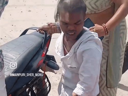 यूट्यूबर काजल राजपूत और 3 अन्य पर मारपीट का आरोप:एटा में छोटा ऊदल ने कराई FIR, सैंडल लात-घूसों से पीटा; जान से मारने की धमकी