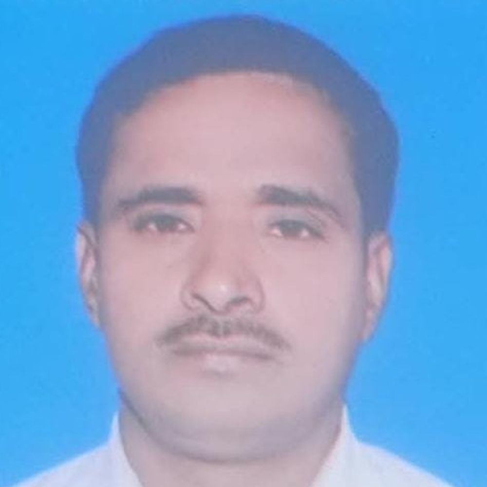 मंदिर में पूजा कर रहे युवक पर गिरी आकाशीय बिजली:हाथरस में युवक की मौत, मंदिर की दीवारों में आई दरार