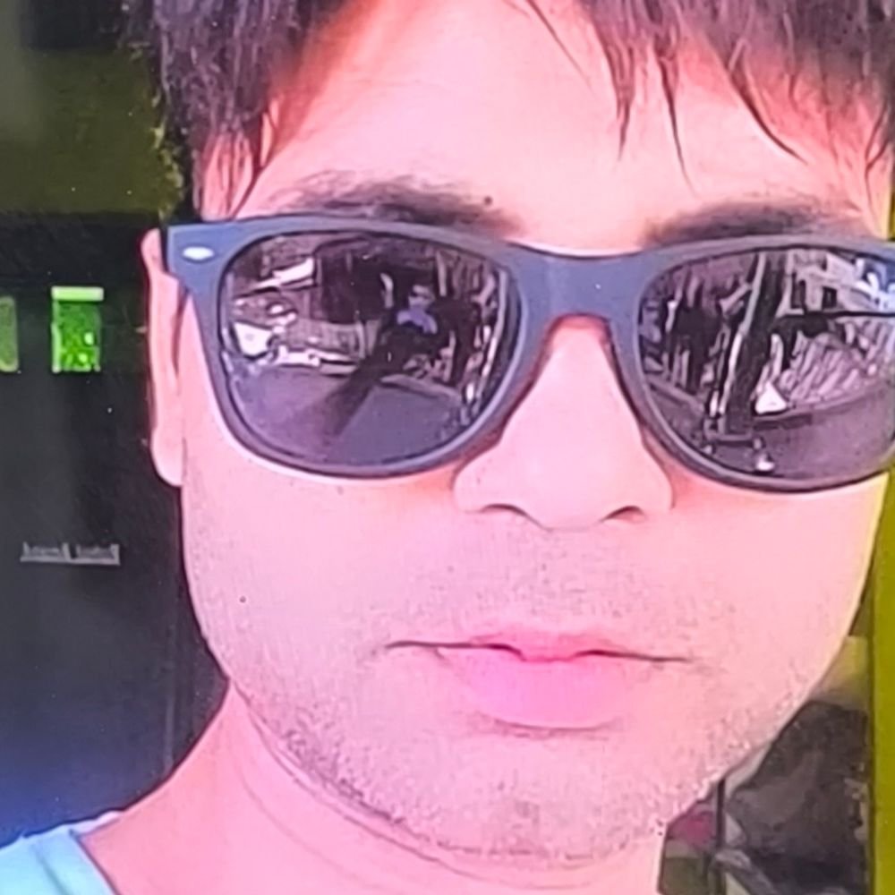 ट्यूशन से लौट रहे शिक्षक की हादसे में मौत:मैनपुरी में स्कूटी सवार किशोर ने बाइक को टक्कर मारी थी; आगरा के अस्पताल में इलाज के दौरान दम तोड़ा