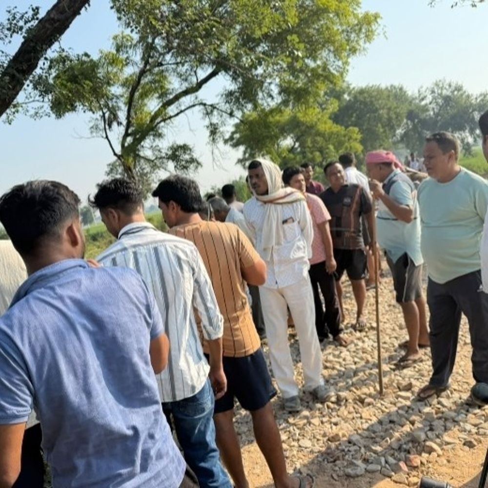 चंदौली में 2 किमी के दायरे में मिले दो शव:नहर और नाले के किनारे बंद बोरे में पड़े थे, पहचान करवाने में जुटी पुलिस
