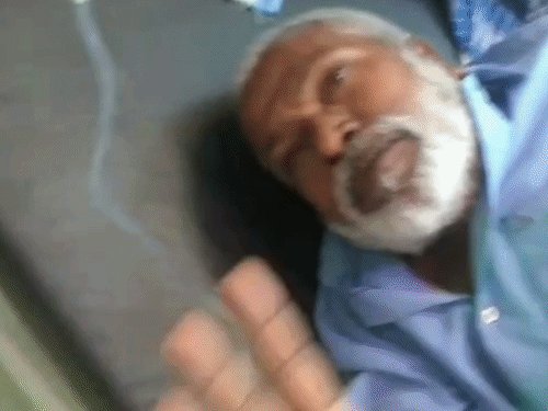 रेवड़ी खाने से 50 से अधिक की हालत बिगड़ी:गोरखपुर में उल्टी-दस्त, पेट दर्द के बाद हॉस्पिटल में एडमिट, फूड पॉइजनिंग की आशंका
