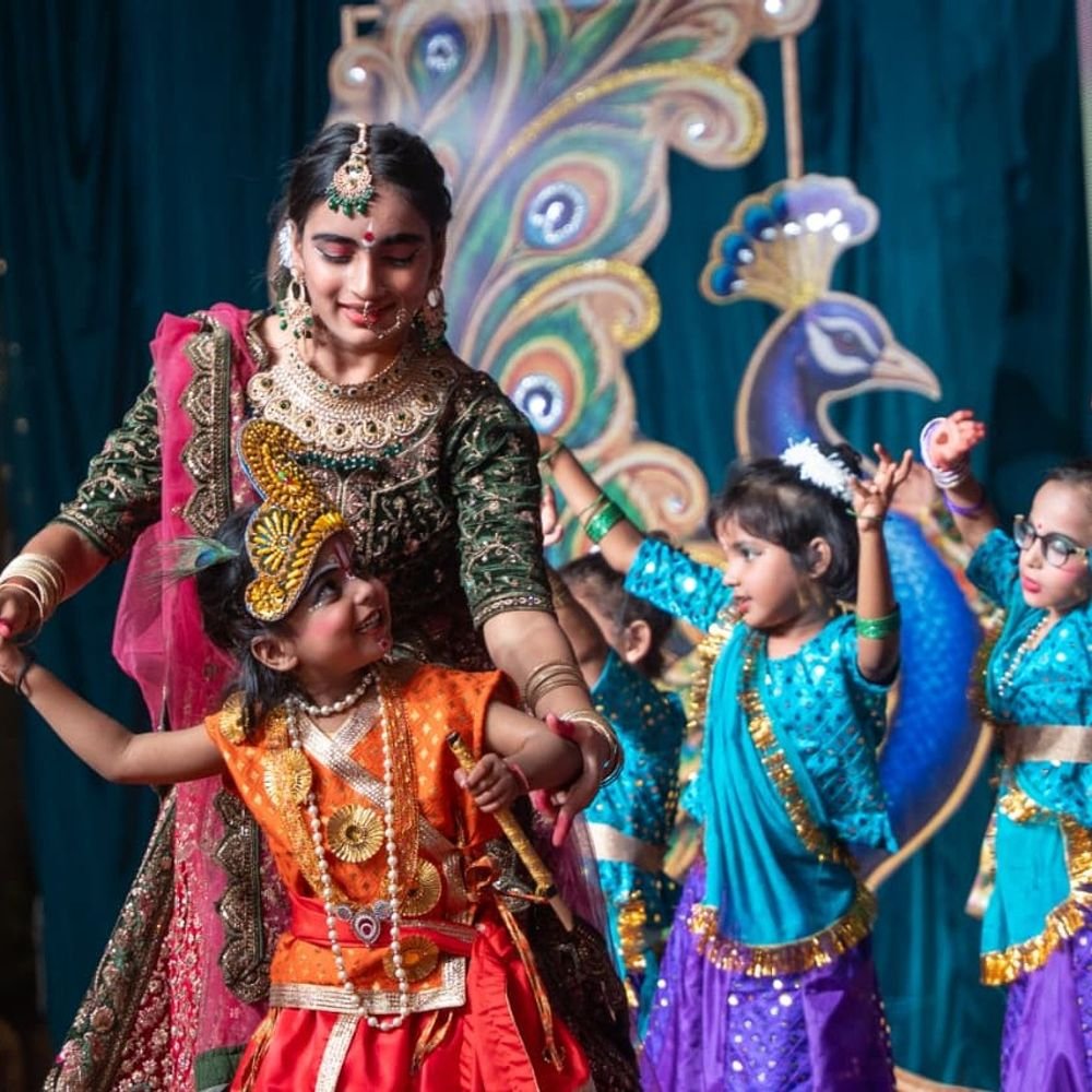 सेंट जोसेफ विद्यालय का 40वां वार्षिकोत्सव:महापौर बोलीं- नैतिक मूल्यों पर आधारित शिक्षा से बनते हैं बेहतर नागरिक