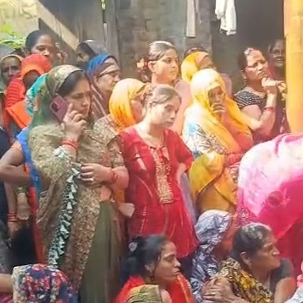 सीतापुर में लाइसेंसी बंदूक से सिक्योरिटी गार्ड की मौत:परिवार बोला- मानसिक स्थिति ठीक नहीं थी, पुलिस ने बंदूक कब्जे में ली