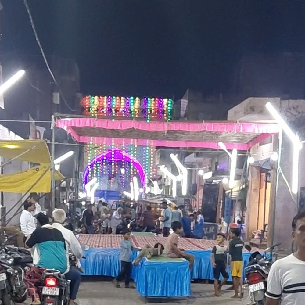 भगवान राम की बारात में बारातियों को मिलेगा मटर पनीर:फर्रुखाबाद में सजाई जा रही जनकपुरी, 160 साल पुरानी रामलीला में तैयारी